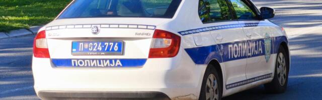 BRUTALNO PRETUKAO STARCA (73) NASRED ULICE U NOVOM PAZARU: Povređeni čovek zbrinut u bolnici, napadač uhapšen