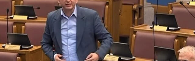 Милан Кнежевић: Београд је главни град Црне Горе (видео)