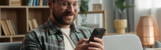 Trend za kojim su mnogi poludeli: AI devojke su novi hit, ali niko ne zna koliko su opasne