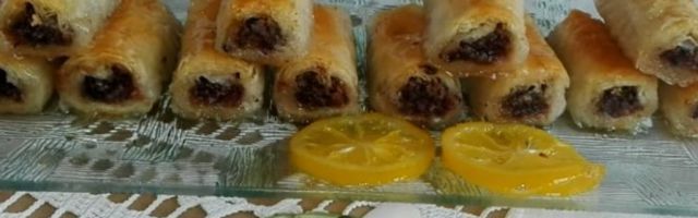 IMA LI ŠTA UKUSNIJE OD BAKLAVA SA ORASIMA, KEKSOM I ČOKOLADOM? Prste da poližeš koliko je ukusno!