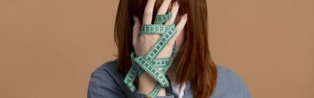 SVE VIŠE DEVOJAKA U SRBIJI PATI OD POREMEĆAJA ISHRANE! Magdalena sa 14 godina upala u anoreksiju i trebalo joj je 6 godina da se izvuče iz pakla - a ovo su prvi simptomi!