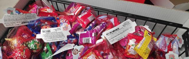 „Jedan slatkiš, jedan osmeh“ – akcija niške Eparhije za socijalno ugroženu decu