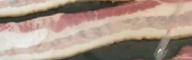 Kako utiče na naše telo ako jedemo svinjsku mast, slaninu i luk svaki dan? Jedan stručnjak ima zanimljiv odgovor