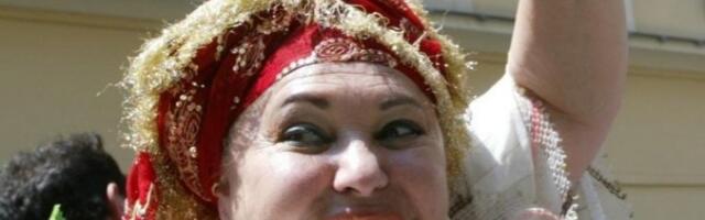 USVOJILA 47 SINOVA I SAMO JEDNU ĆERKU! Devet godina bez Esme Redžepove - kuća joj je UNIŠTENA, a sve muči SAMO JEDNO!