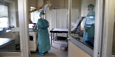 Korona odnela još 49 života, više od 4.000 novozaraženih