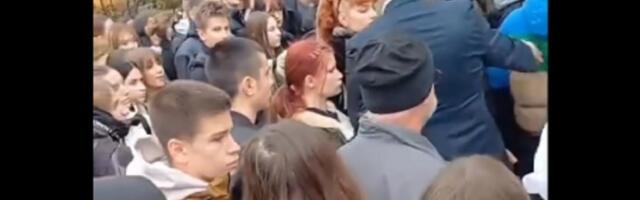 Đaci Karlovačke gimnazije održali lekciju iz hrabrosti (VIDEO)