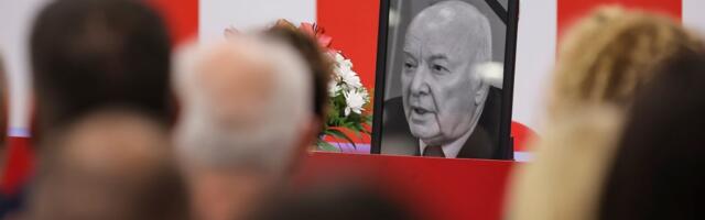MINUT TIŠINE NA „MARAKANI“: Zvezda i „Delije“ se poslednji put opraštaju od Dena i Save!