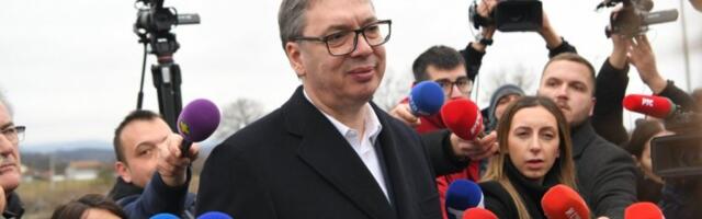 VUČIĆ NA GRADILIŠTU KOJE MENJA LICE BEOGRADA! Predsednik obilazi radove na Novom savskom mostu