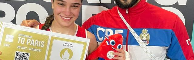 „Imao sam hrabrost da se predam boksu“: Priča selektora koji „gradi“ šampionke u sportu koji je godinama bio na margini