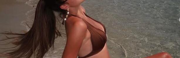 BRUTALNO TELO I PRELEPO LICE: Maša je jedna od najatraktivnijih Srpkinja, a tata joj je poznati milioner... (GALERIJA)