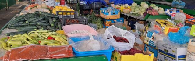 ZAŠTITA ZDRAVLJA GRAĐANA: Ministarstvo poljoprivrede uklonilo stotine kilograma nebezbedne hrane sa pijaca