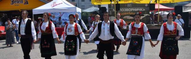 ŠESNAESTA "SKOBALJIJADA I GURMANIJADA" Pored Drine u Malom Zvorniku (FOTO)