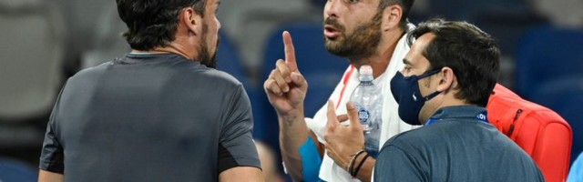 AO: Skandal u režiji Italijana, Fonjini i Karuzo se unesili jedan drugom u facu