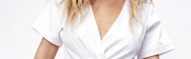 Opasno seksi izrezi na haljinama su u modi ovog leta