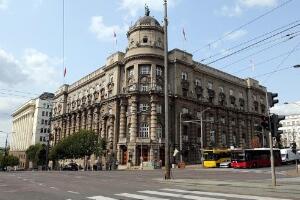 Влада продужила ограничење цена нафтних деривата и основних животних намирница