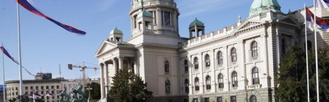 Poslanici u Skupštini Srbije danas glasaju o preostalim tačkama dnevnog reda