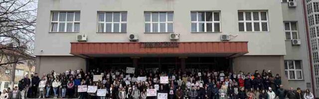 Profesori Gimnazije traže od direktorke da raspiše konkurs za tu funkciju