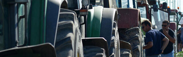 Грчка влада представила пакет мера за подршку пољопривредницима