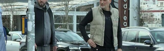 USLIKALI SMO ČEDU JOVANOVIĆA I ACU KOSA NA DAN ZALJUBLJENIH: Evo gde su i kako provode vreme (FOTO)