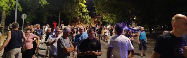 Sa protesta u Kruševcu poručeno: Ne pristajemo da nasilje postane uobičajeno