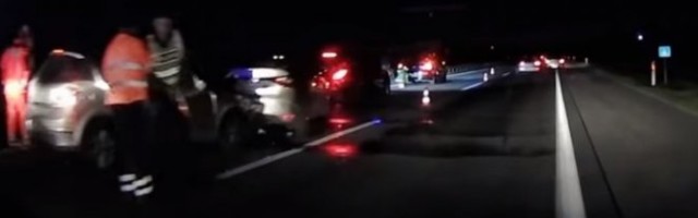 STRAVIČAN SUDAR KOMBIJA I ŠLEPERA na autoputu u Hrvatskoj, ČETVORO MRTVIH, PETORO POVREĐENIH!