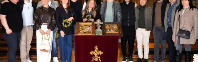 Srpska pravoslavna omladina Inzbruk svečano obeležila rođendan i Cveti