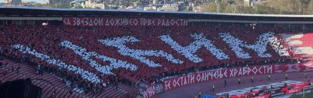 MOĆNA KOREGORAFIJA DELIJA NA DERBIJU: Posvećena nastradalom navijaču Zvezde! Poruka je jasna! (VIDEO)