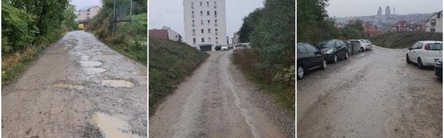 Građani ogorčeni: Dve godine živimo u blatu i mraku!