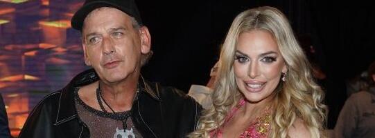 Sahranjen otac Ave Karabatić - Potresne scene na groblju u Rogoznici (VIDEO)