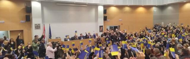 DS. Vučić Srbiju doveo u međunarodnu izolaciju, više mu niko ne veruje