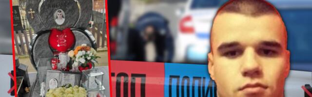 TINEJDŽER IZ LESKOVCA IZREŠETAN U SAČEKUŠI NA SVOJ ROĐENDAN! U njega pre OSAM GODINA ispaljeno trinaest metaka - ISKRVARIO NA ULICI, KOMŠIJE PRONAŠLE TELO!