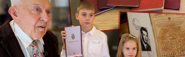 DUŠAN (88) JE NAJSTARIJI STUDENT U SRBIJI! Čitav život posvetio znanju i inovacijama, ovo je njegova priča: "Radim više od 24 sata i u ovim godinama"