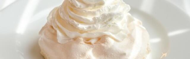 Za nju niko ne bi rekao da je posna! Luda torta bez jaja - raji za najzahtevnija nepca