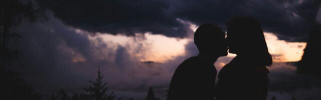 Nedeljni tarot horoskop: Sudbinski susret za 3 znaka, a jedan mora da pusti prošlost