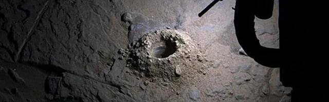 Čudo na Marsu: NASA robot zbunio stručnjake tokom običnog bušenja, izvukao nešto što niko nije očekivao