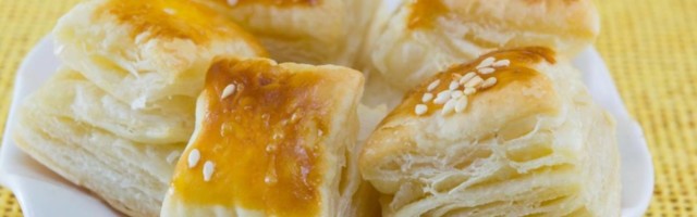 Ispecite najbolje Žu-Žu pogačice ikada - postoje dve cake oko odmrzavanja testa koje malo ko zna