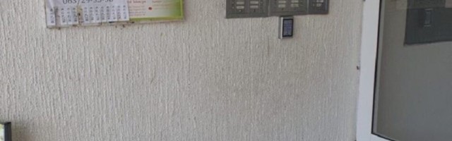 Luka je krenuo da izlazi iz svog stana, a prizor koji je zatekao u hodniku svoje zgrade je zaista neverovatan! (FOTO)