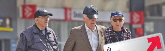 Prevaranti vrebaju penzionere čak i ispred filijala PIO fonda! Upozorenje za najstarije građane!