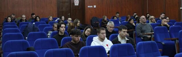Održana javna rasprava o Nacrtu programa za unapređenje položaja mladih: Sredovečni saveti za omladinu