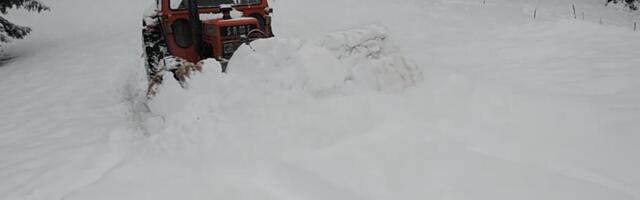 Oko 19.000 domaćinstava bez struje! Sneg izazvao HAOS u Sloveniji