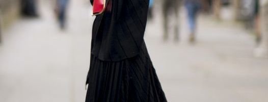 Kućni modni dizajn: Od male crne haljine napravite novu uz samo jedan detalj