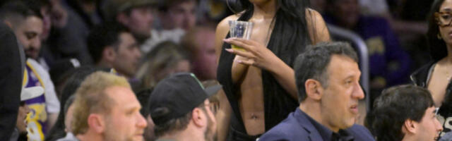 TEŽAK SKANDAL! Žena ostavila NBA legendu zbog preljube!