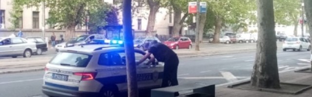 Auto pokosio motociklistu kod Pravnog (FOTO)
