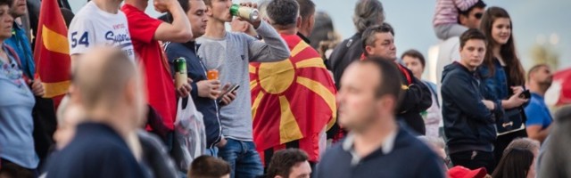 Makedonski navijači šampioni na EP - u ispijanju piva!