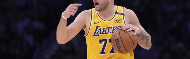 Dončić otvorio NBA sezonu u velikom stilu, „Bejbi Jokić! nezaustavljiv, Durent debitovao za Hjuston