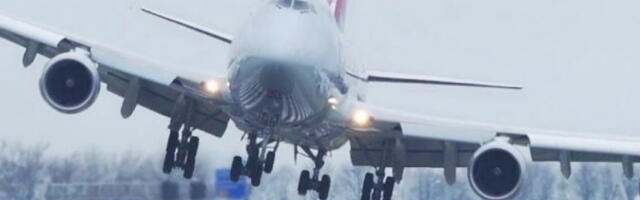 OLUJA PARALISALA DRŽAVU! Otkazano više od 200 letova, saobraćaj u kolapsu