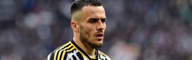 Juventus kontaktirao Bajern zbog levog beka, sve zavisi od Srbina!