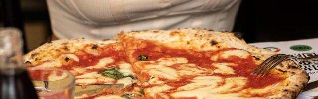 Zaboravite mikrotalasnu: Ovo je najbolji način za podgrevanje pice (VIDEO)