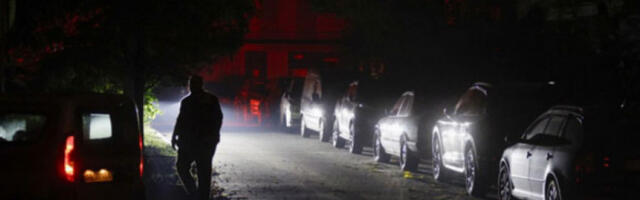 Милиони људи без струје, електро систем Украјине на ивици колапса