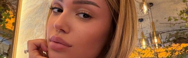 Vrelije ne može! Breskvica uživa u penušavoj kupki: Napunila kadu pa sve objavila - evo gde uživa